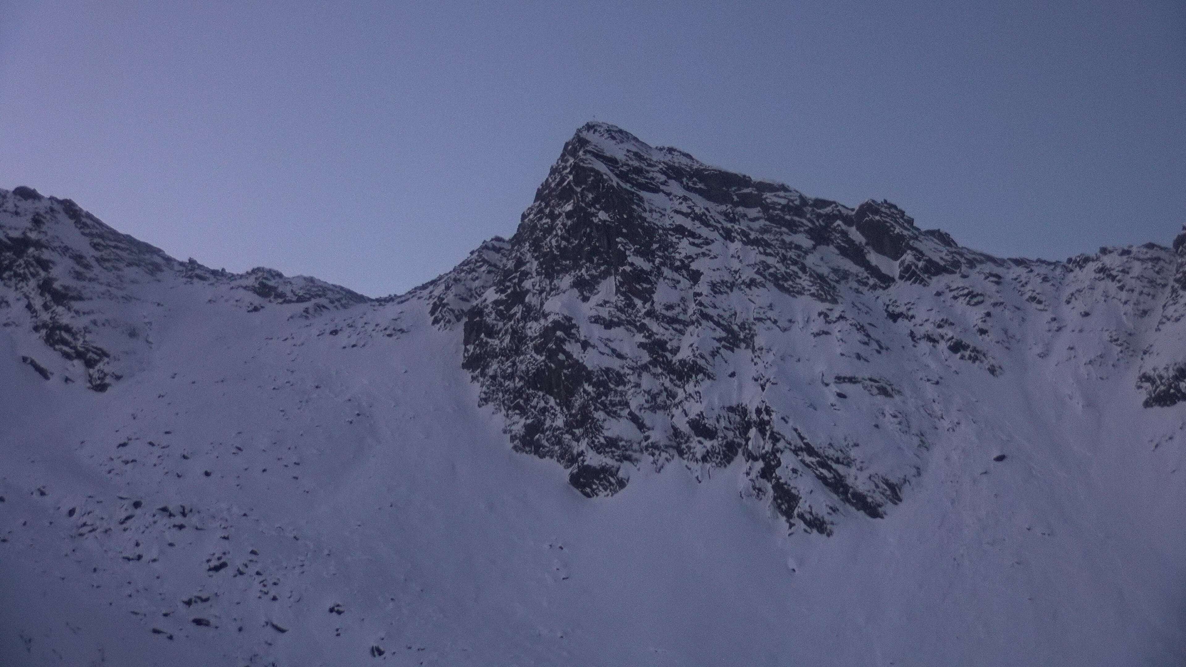 Archived image Webcam View towards mountain Rauchkofel (3,251 m) in South Tyrol