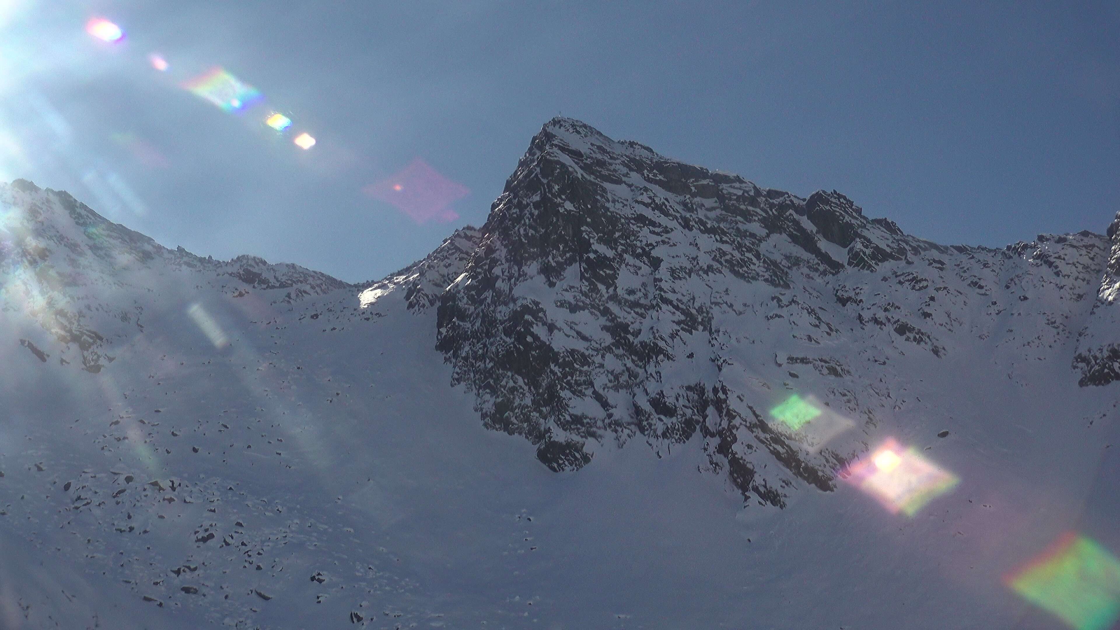 Archived image Webcam View towards mountain Rauchkofel (3,251 m) in South Tyrol