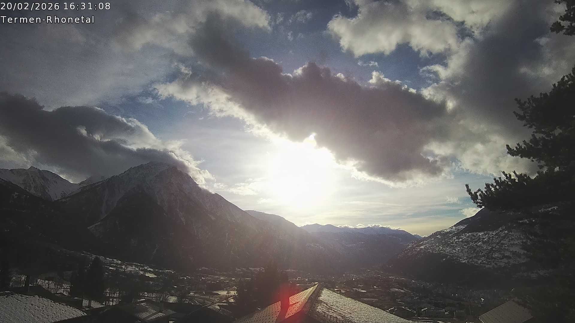 Archiv Foto Webcam Termen: Blick Richtung Süden ins Rhonetal