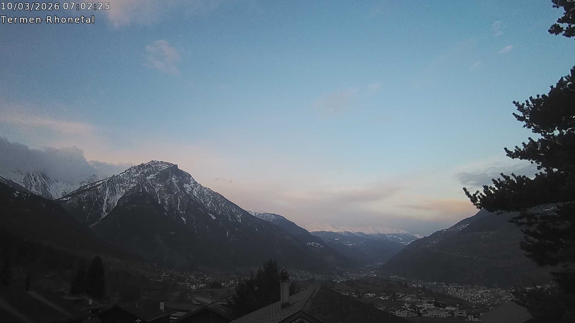Archiv Foto Webcam Termen: Blick Richtung Süden ins Rhonetal