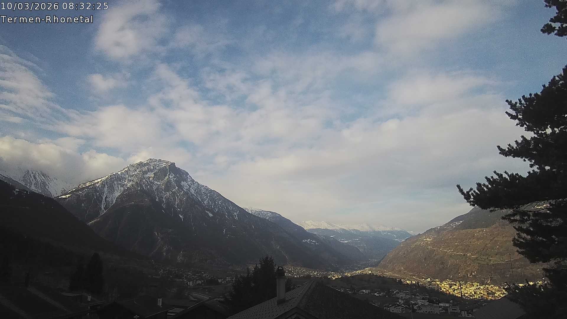 Archiv Foto Webcam Termen: Blick Richtung Süden ins Rhonetal