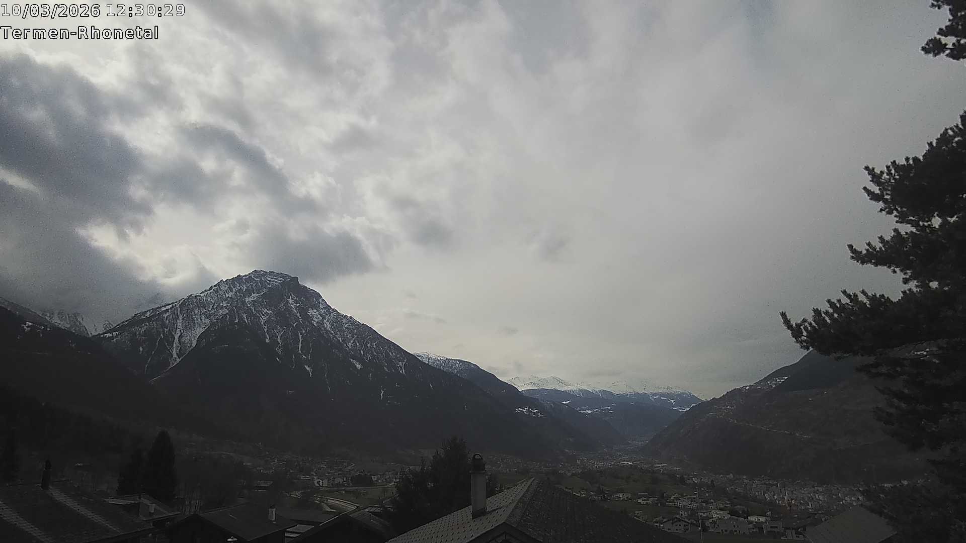 Archiv Foto Webcam Termen: Blick Richtung Süden ins Rhonetal