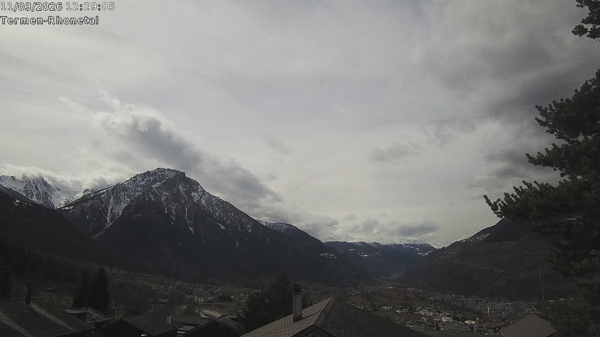 Archiv Foto Webcam Termen: Blick Richtung Süden ins Rhonetal