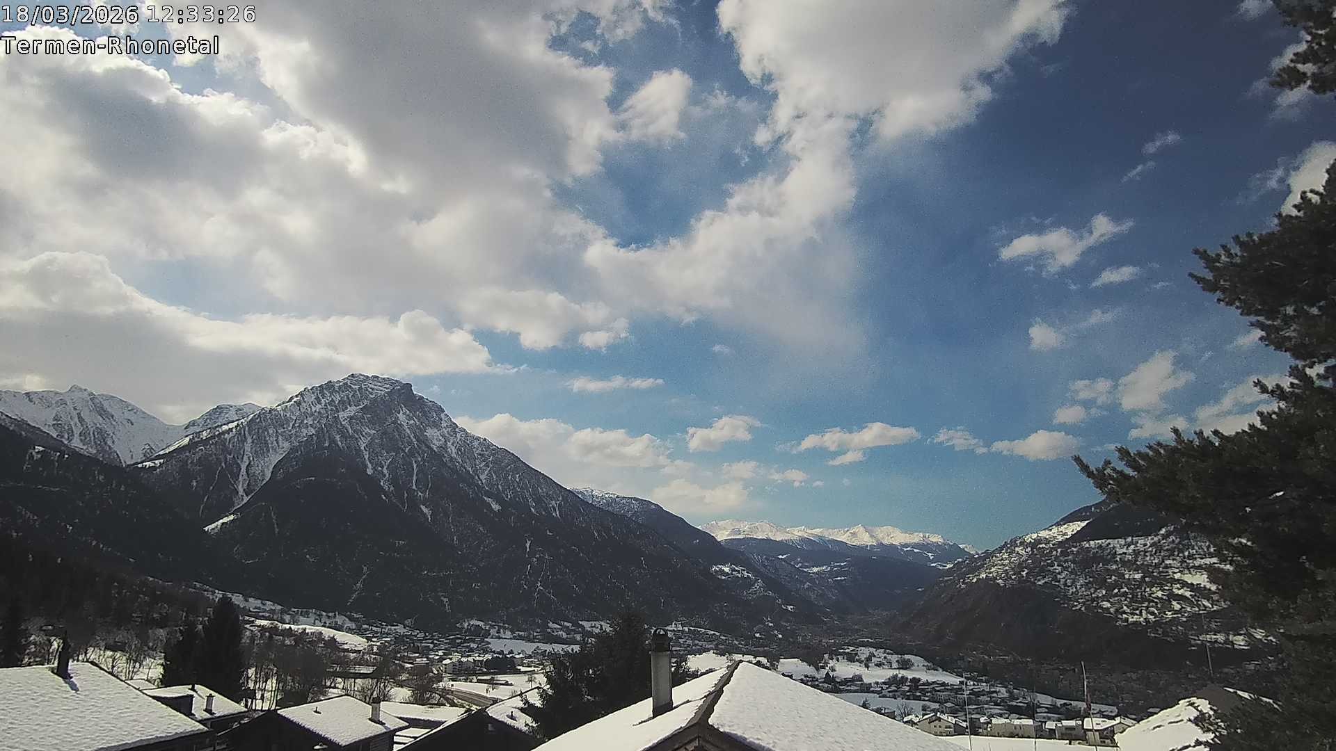 Archiv Foto Webcam Termen: Blick Richtung Süden ins Rhonetal