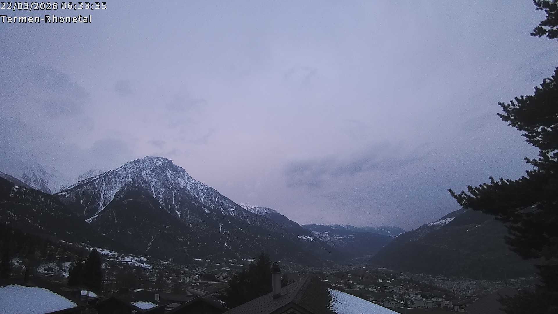 Archiv Foto Webcam Termen: Blick Richtung Süden ins Rhonetal