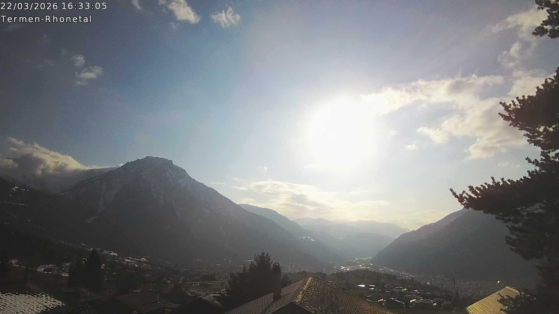 Archiv Foto Webcam Termen: Blick Richtung Süden ins Rhonetal