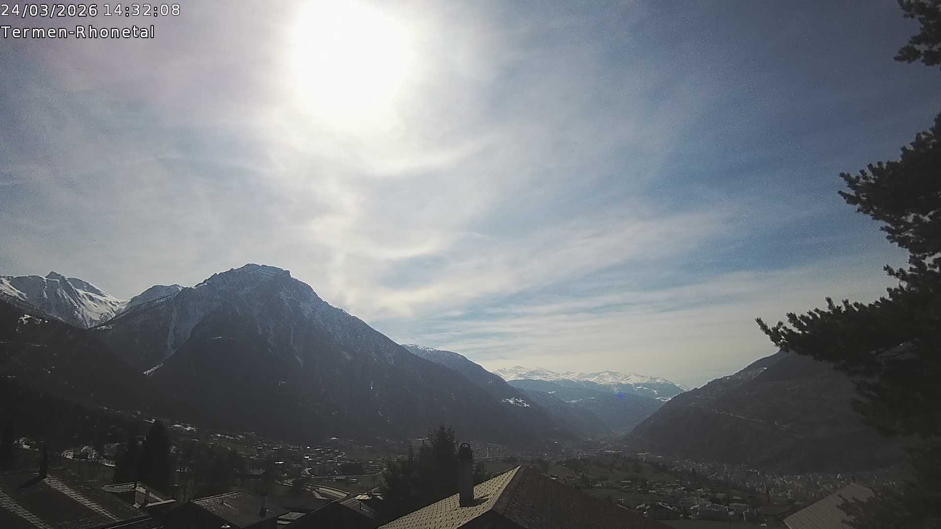 Archiv Foto Webcam Termen: Blick Richtung Süden ins Rhonetal