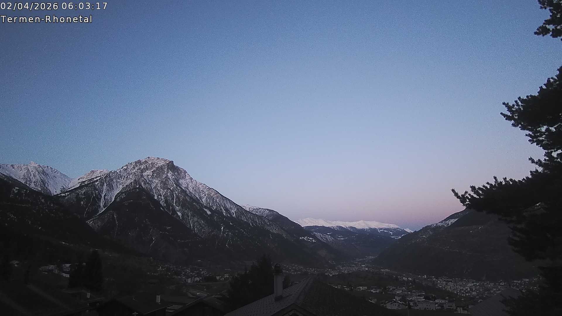 Archiv Foto Webcam Termen: Blick Richtung Süden ins Rhonetal