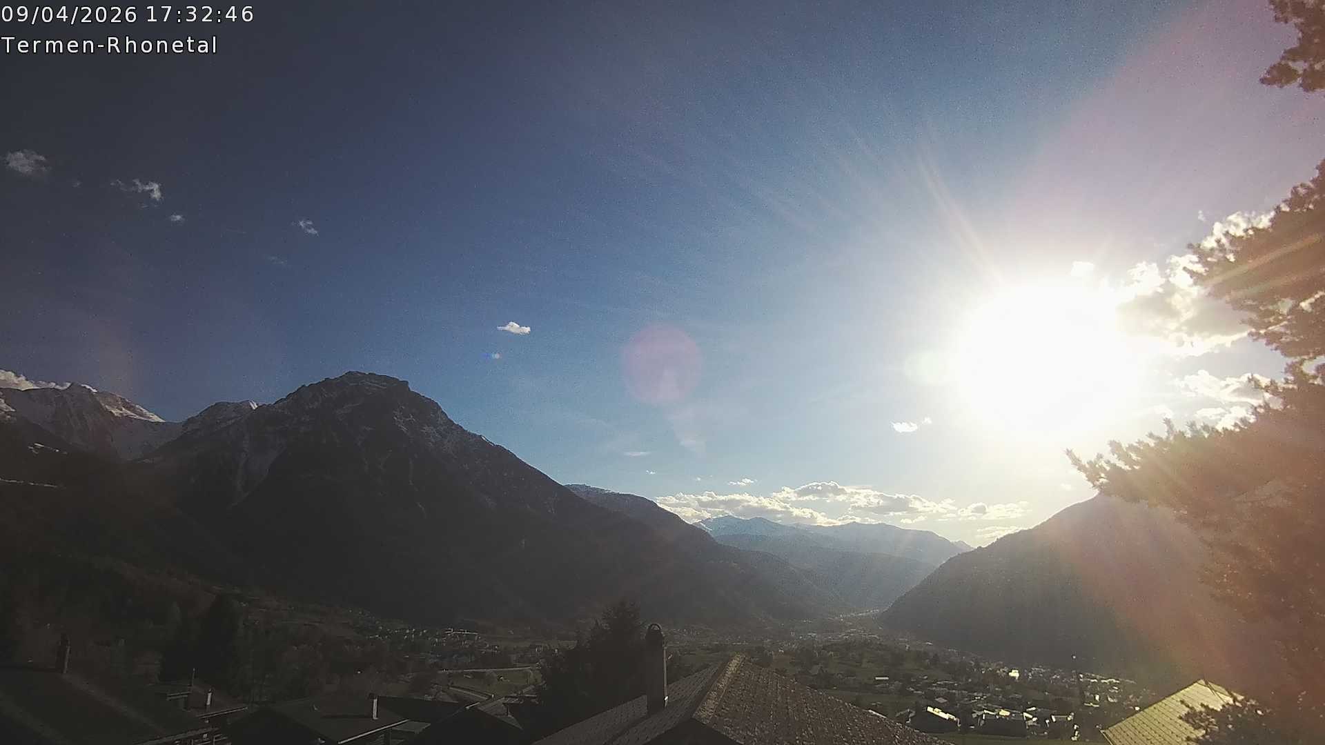 Archiv Foto Webcam Termen: Blick Richtung Süden ins Rhonetal