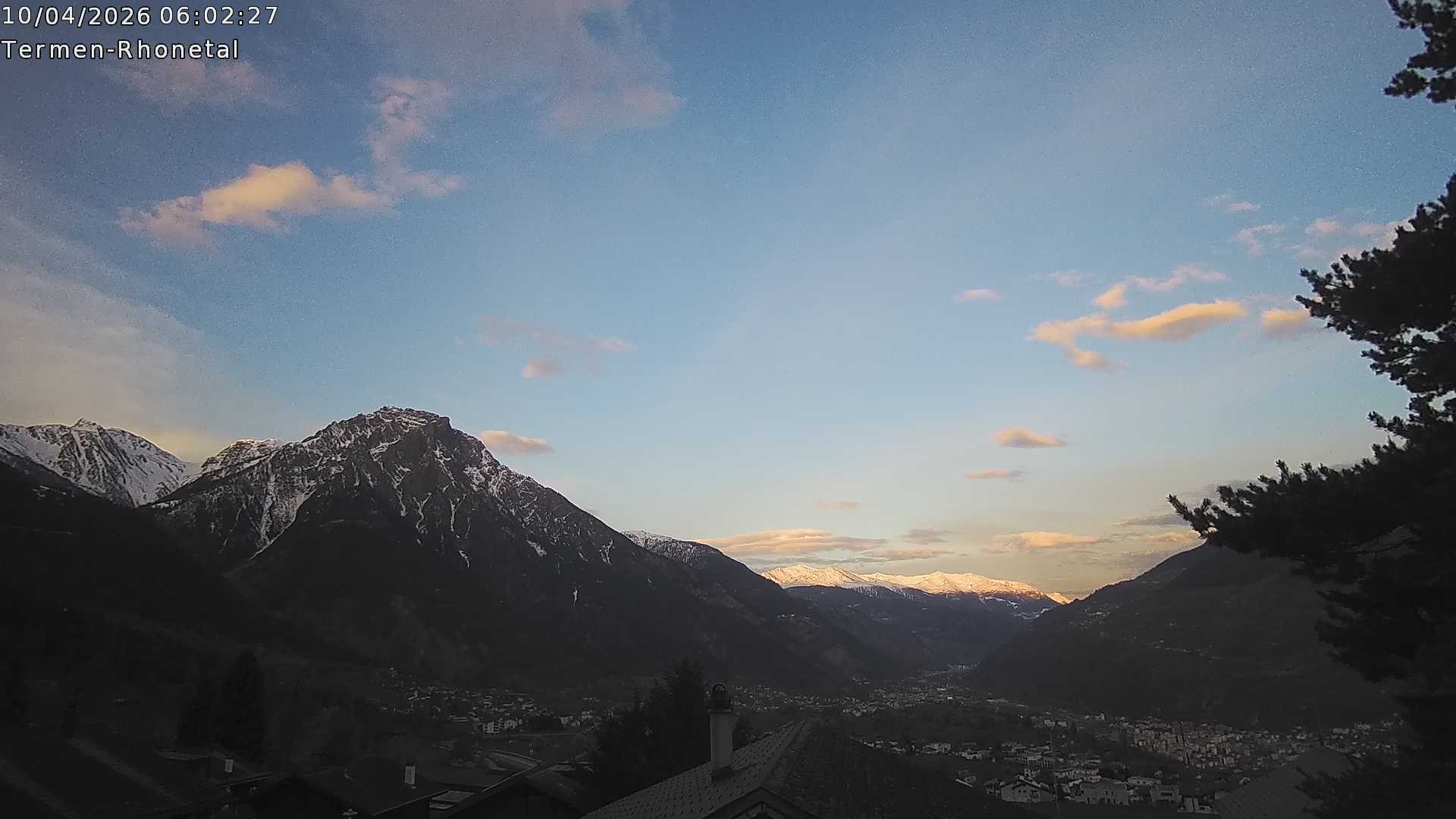 Archiv Foto Webcam Termen: Blick Richtung Süden ins Rhonetal