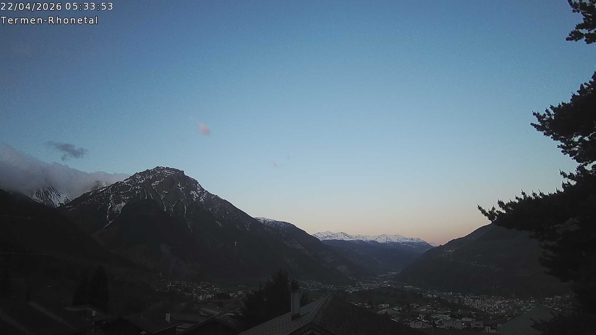 Archiv Foto Webcam Termen: Blick Richtung Süden ins Rhonetal