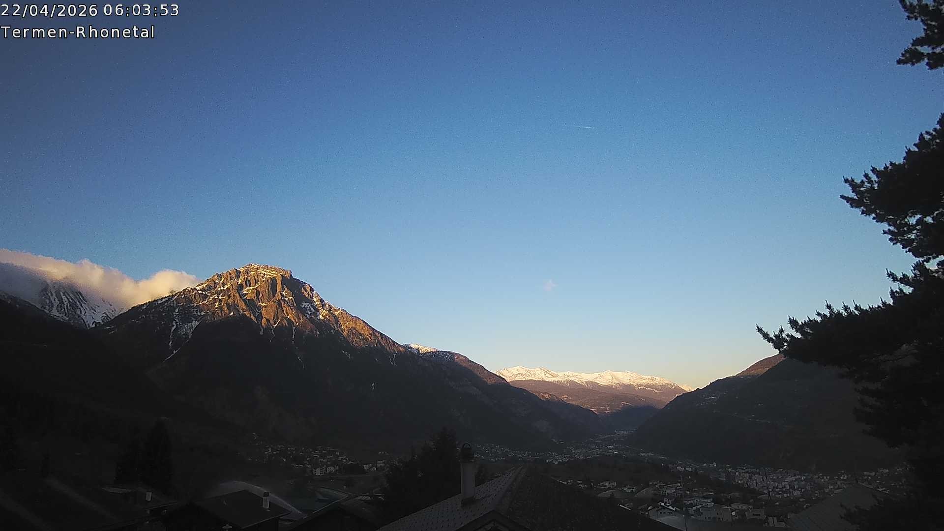 Archiv Foto Webcam Termen: Blick Richtung Süden ins Rhonetal