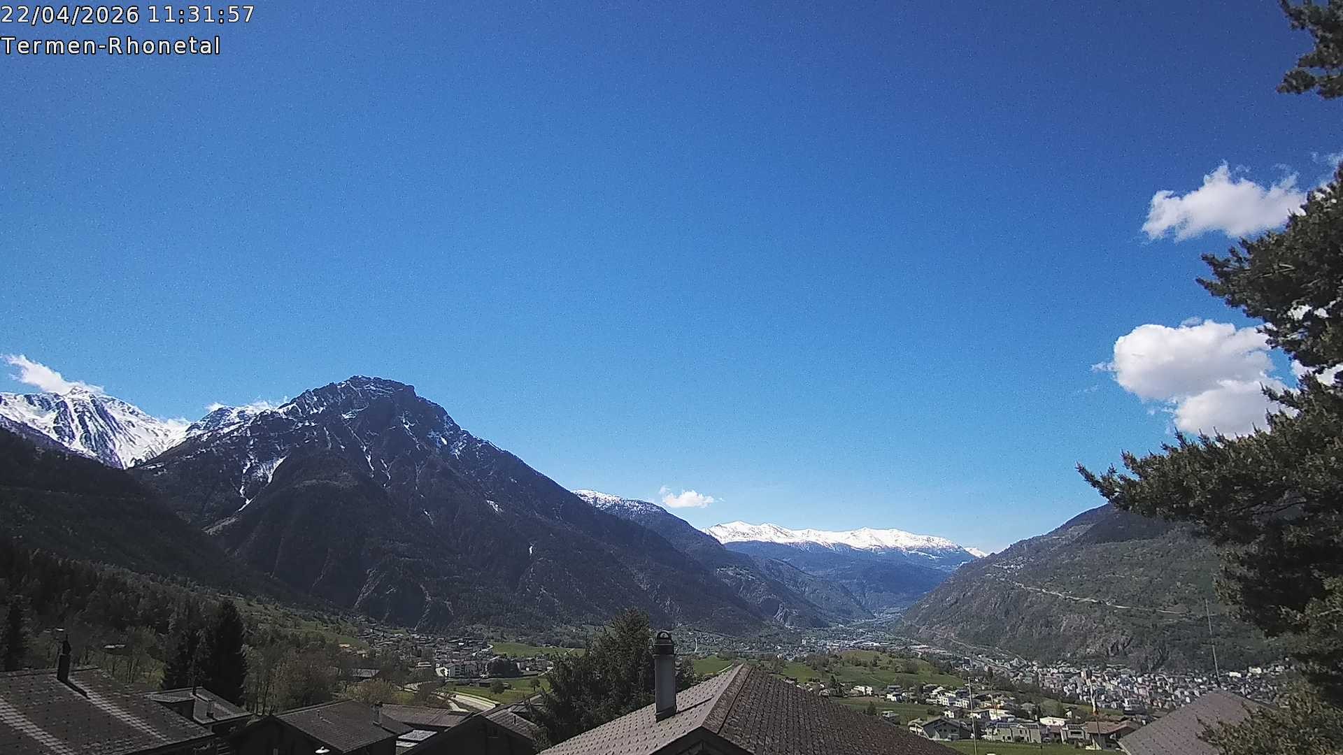 Archiv Foto Webcam Termen: Blick Richtung Süden ins Rhonetal