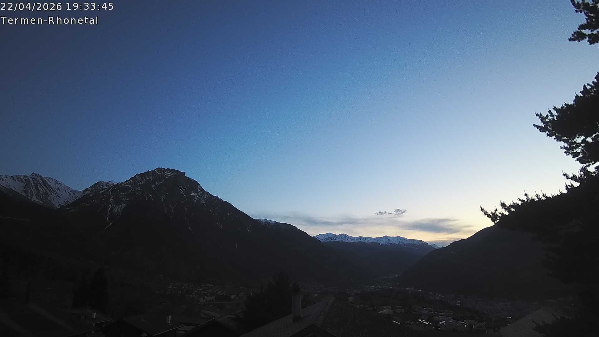 Archiv Foto Webcam Termen: Blick Richtung Süden ins Rhonetal
