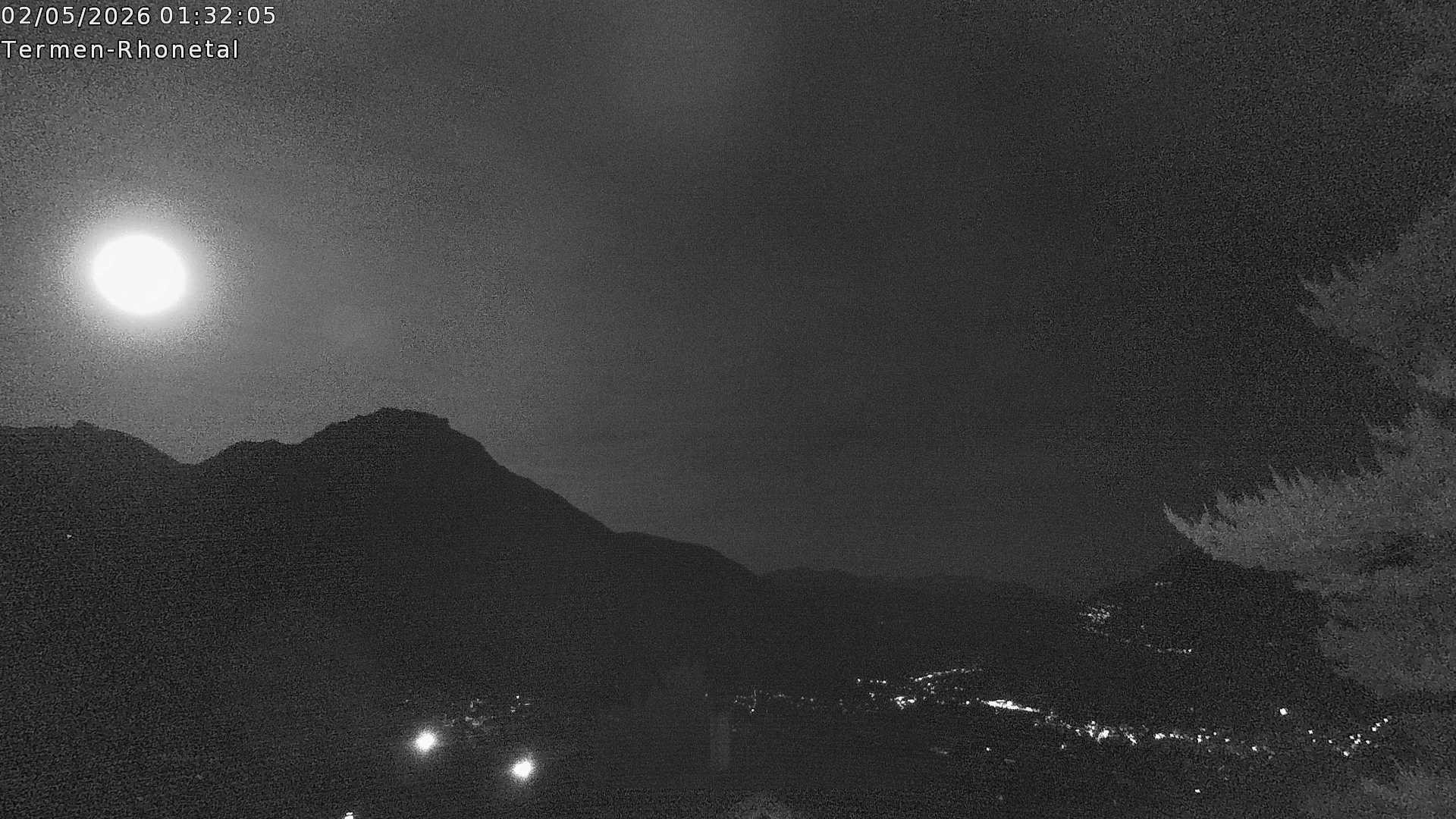 Archiv Foto Webcam Termen: Blick Richtung Süden ins Rhonetal