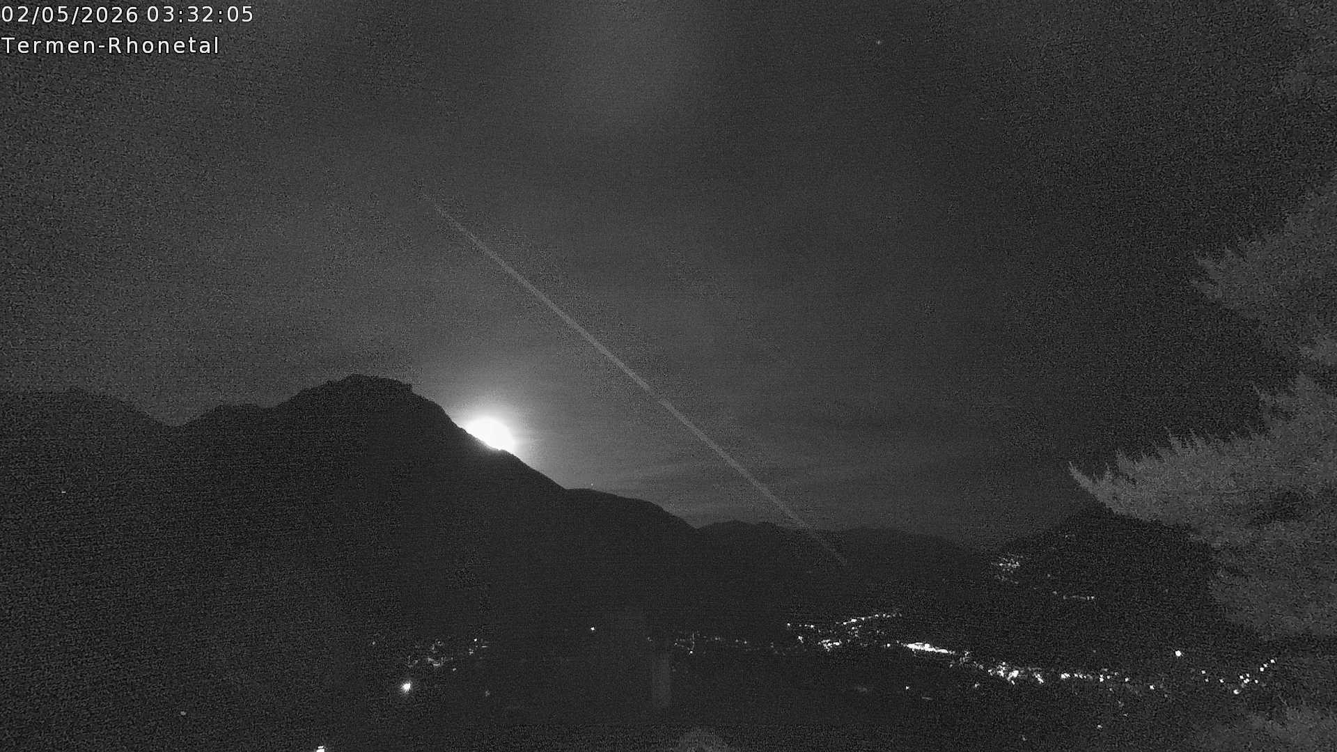 Archiv Foto Webcam Termen: Blick Richtung Süden ins Rhonetal