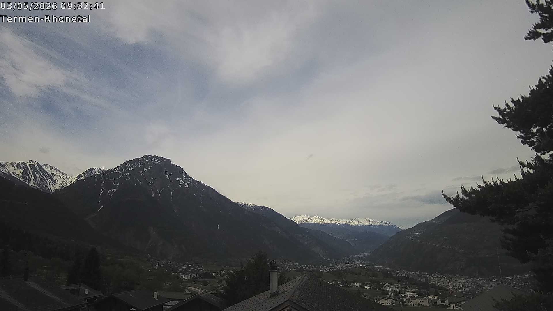 Archiv Foto Webcam Termen: Blick Richtung Süden ins Rhonetal