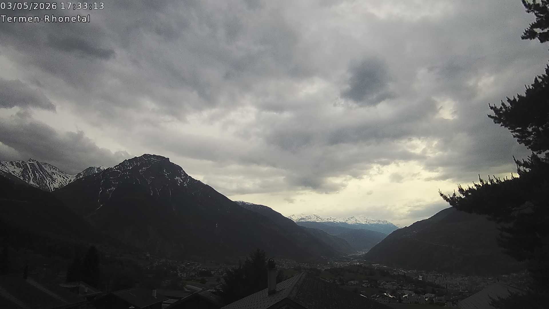 Archiv Foto Webcam Termen: Blick Richtung Süden ins Rhonetal