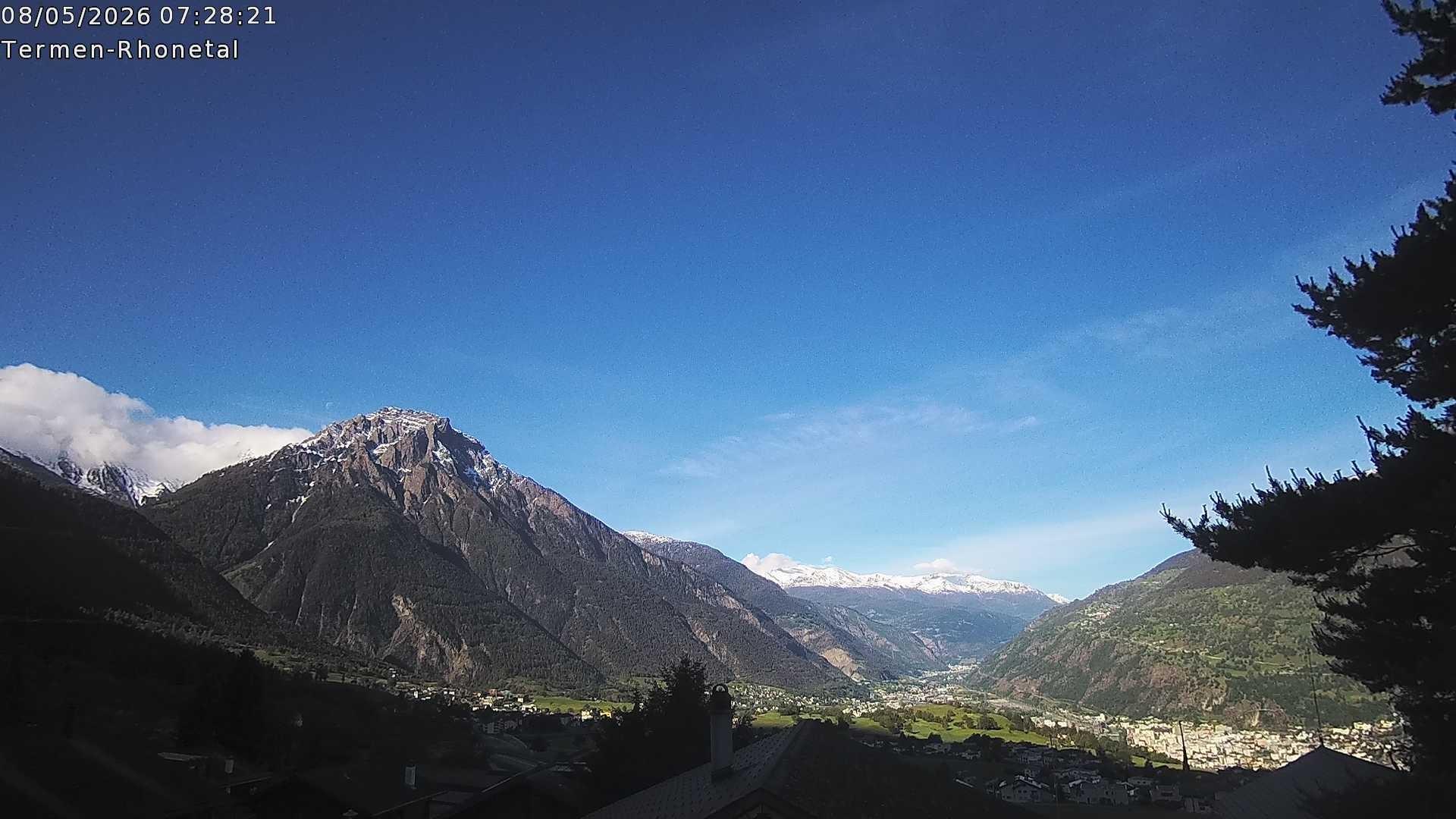 Archiv Foto Webcam Termen: Blick Richtung Süden ins Rhonetal