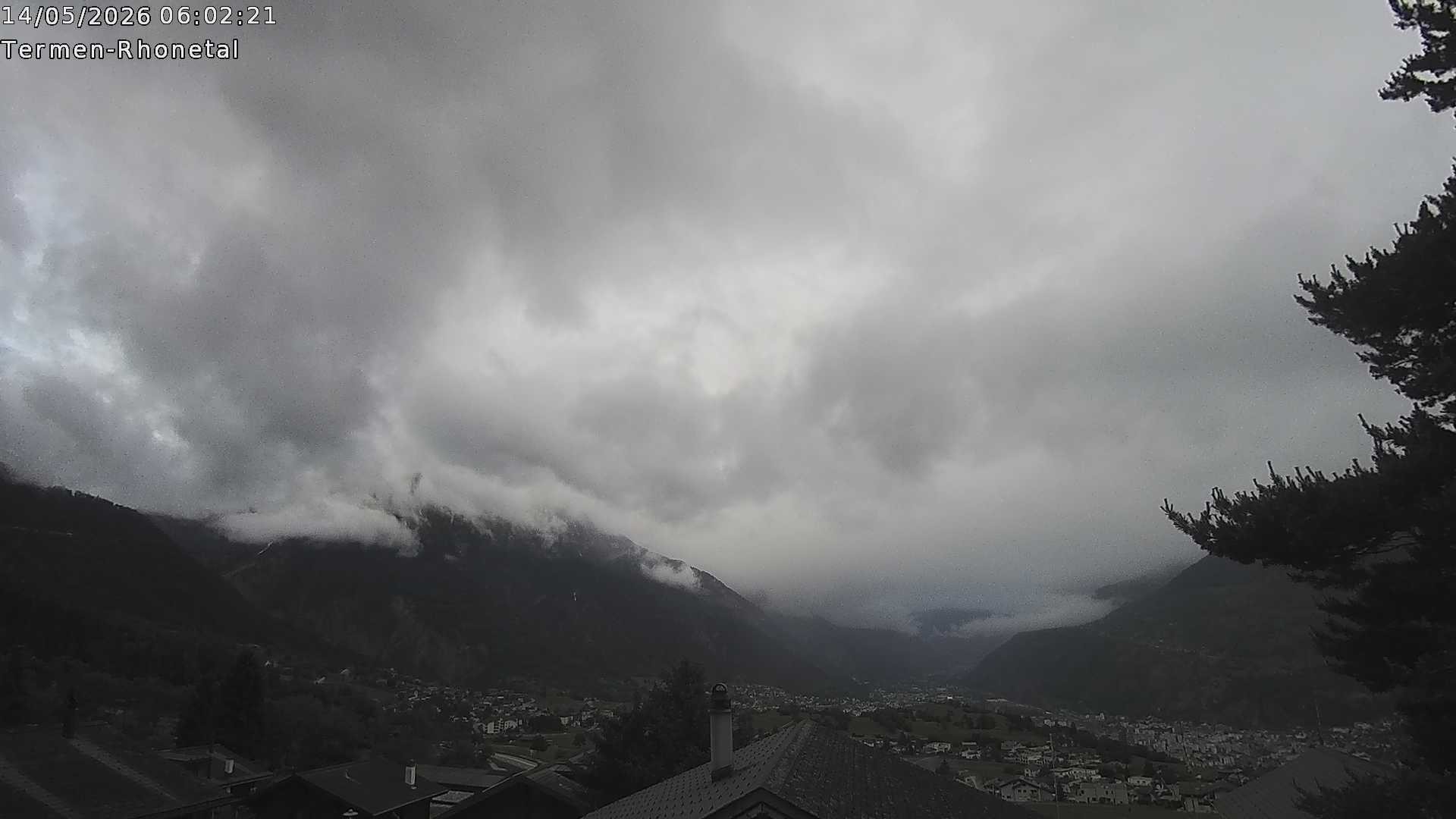 Archiv Foto Webcam Termen: Blick Richtung Süden ins Rhonetal