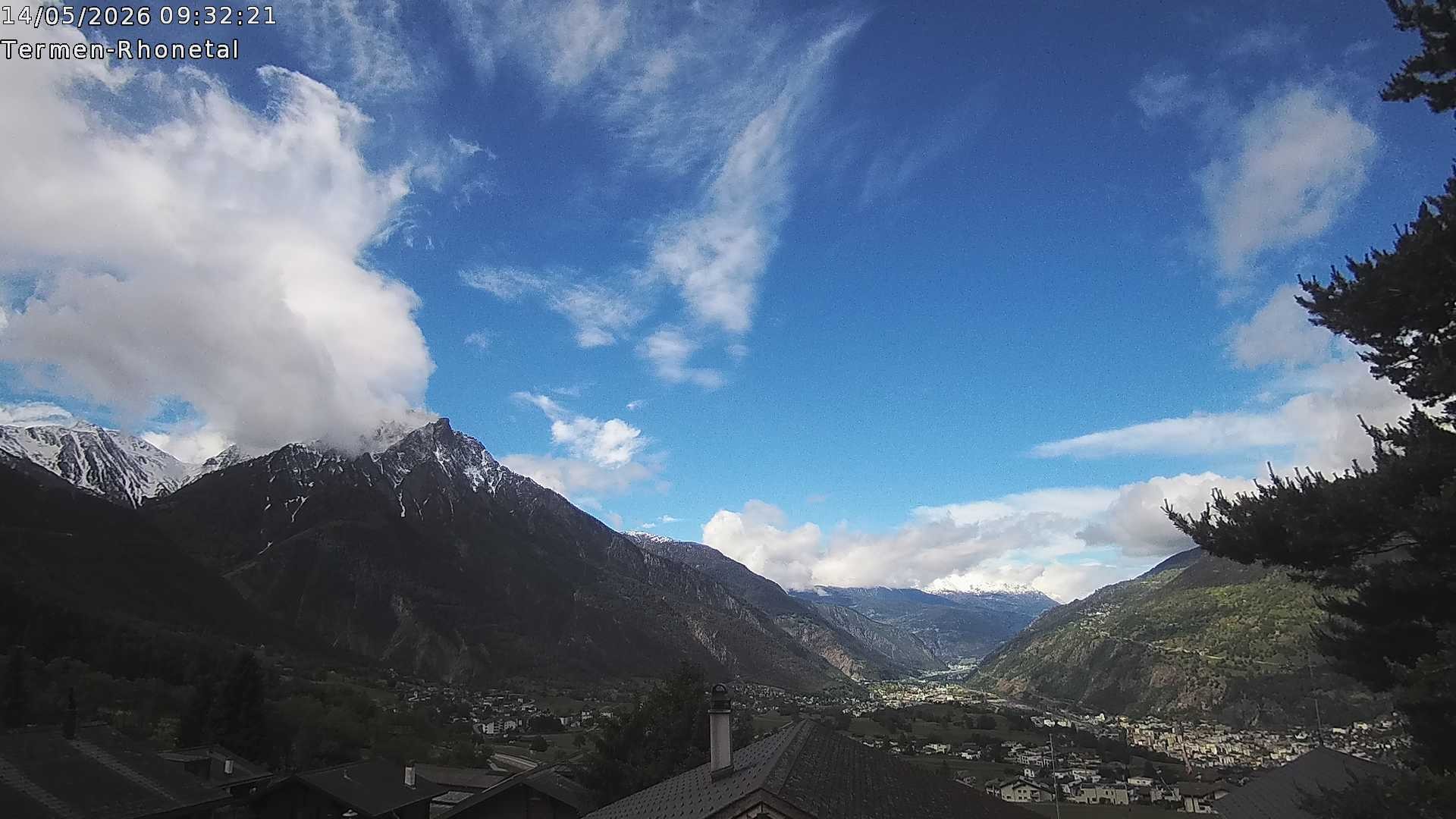 Archiv Foto Webcam Termen: Blick Richtung Süden ins Rhonetal