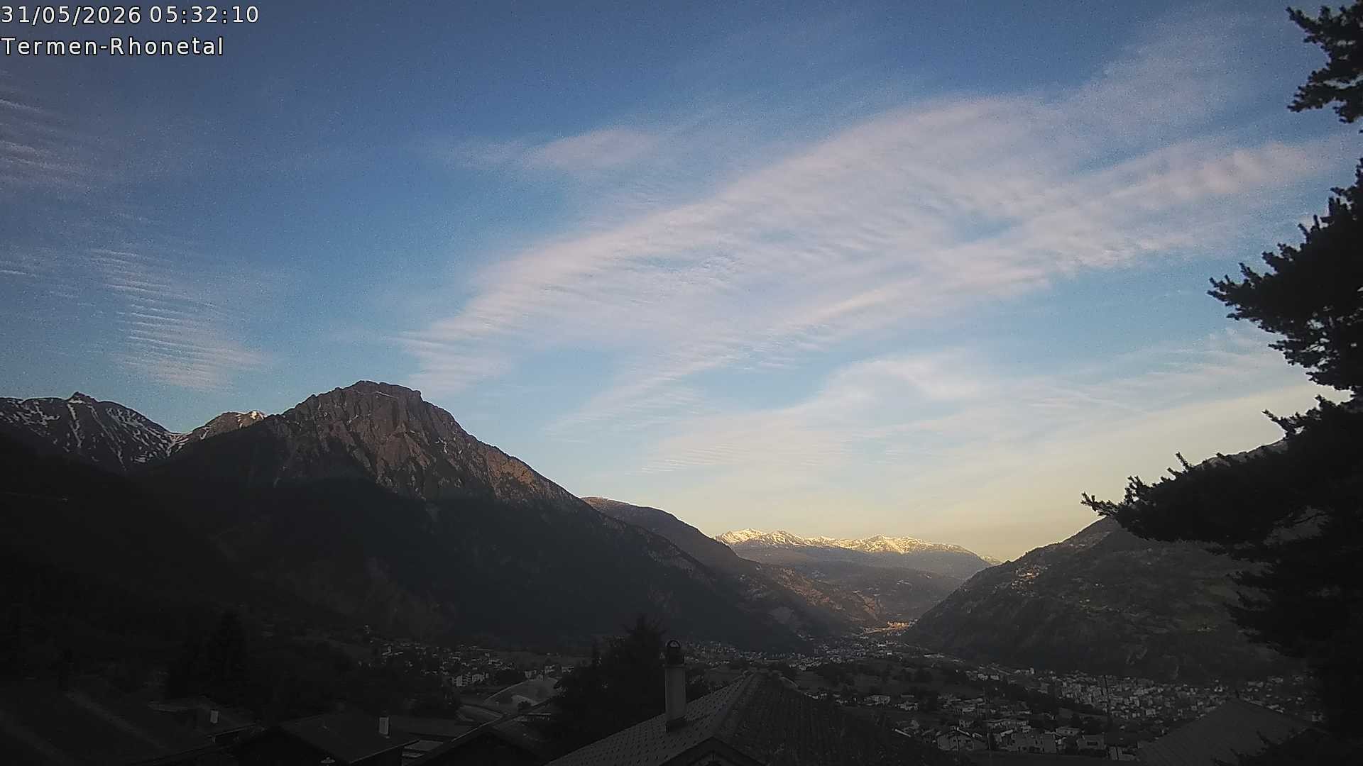 Archiv Foto Webcam Termen: Blick Richtung Süden ins Rhonetal