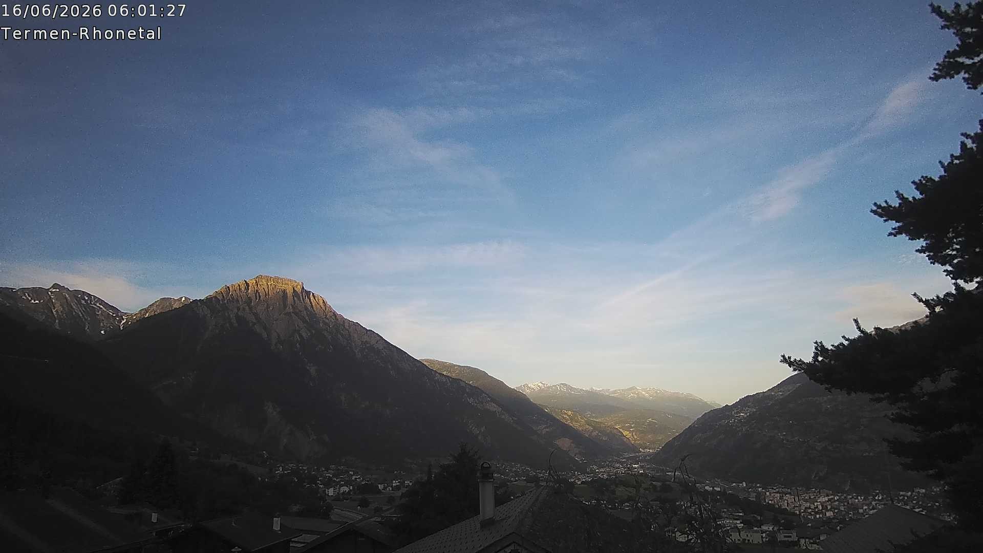Archiv Foto Webcam Termen: Blick Richtung Süden ins Rhonetal