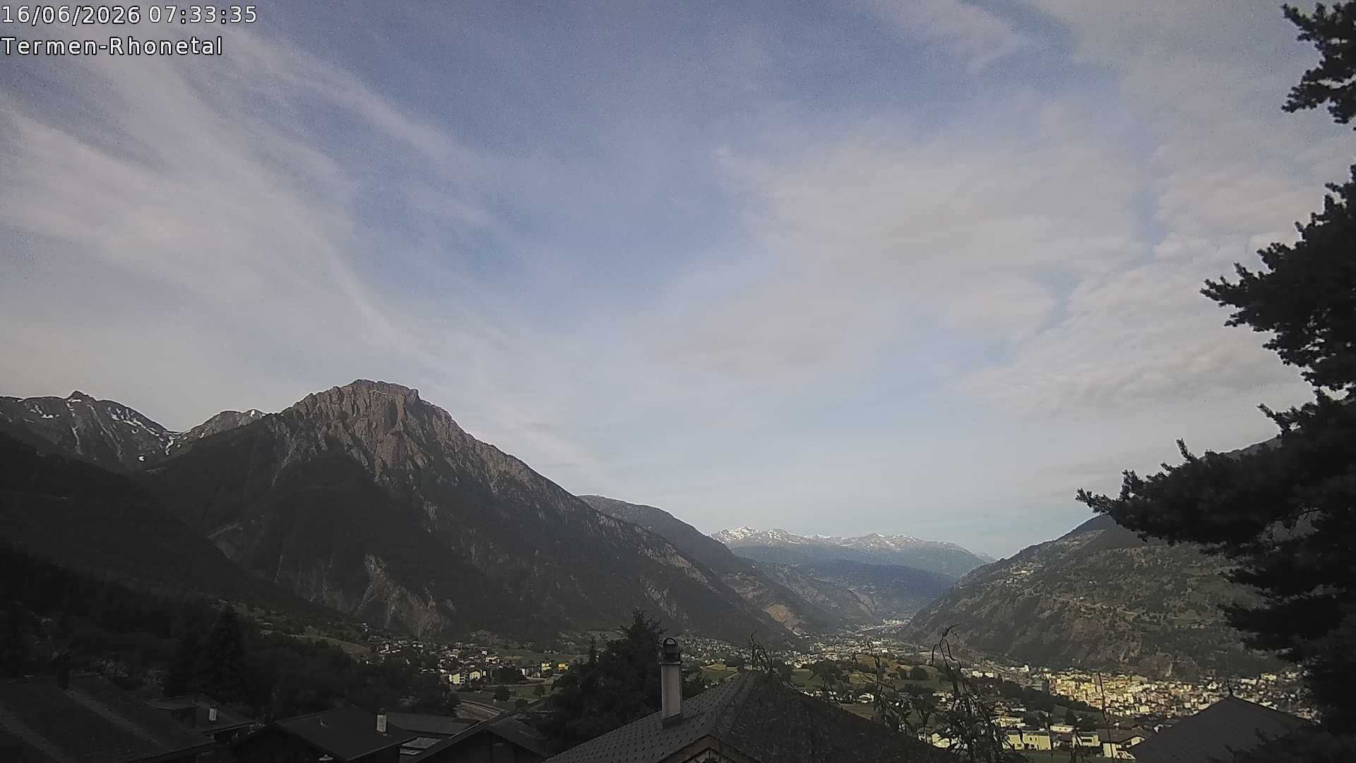 Archiv Foto Webcam Termen: Blick Richtung Süden ins Rhonetal