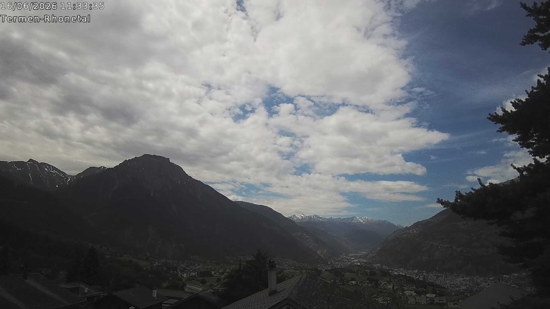 Archiv Foto Webcam Termen: Blick Richtung Süden ins Rhonetal