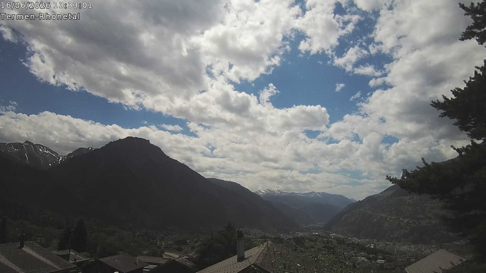Archiv Foto Webcam Termen: Blick Richtung Süden ins Rhonetal