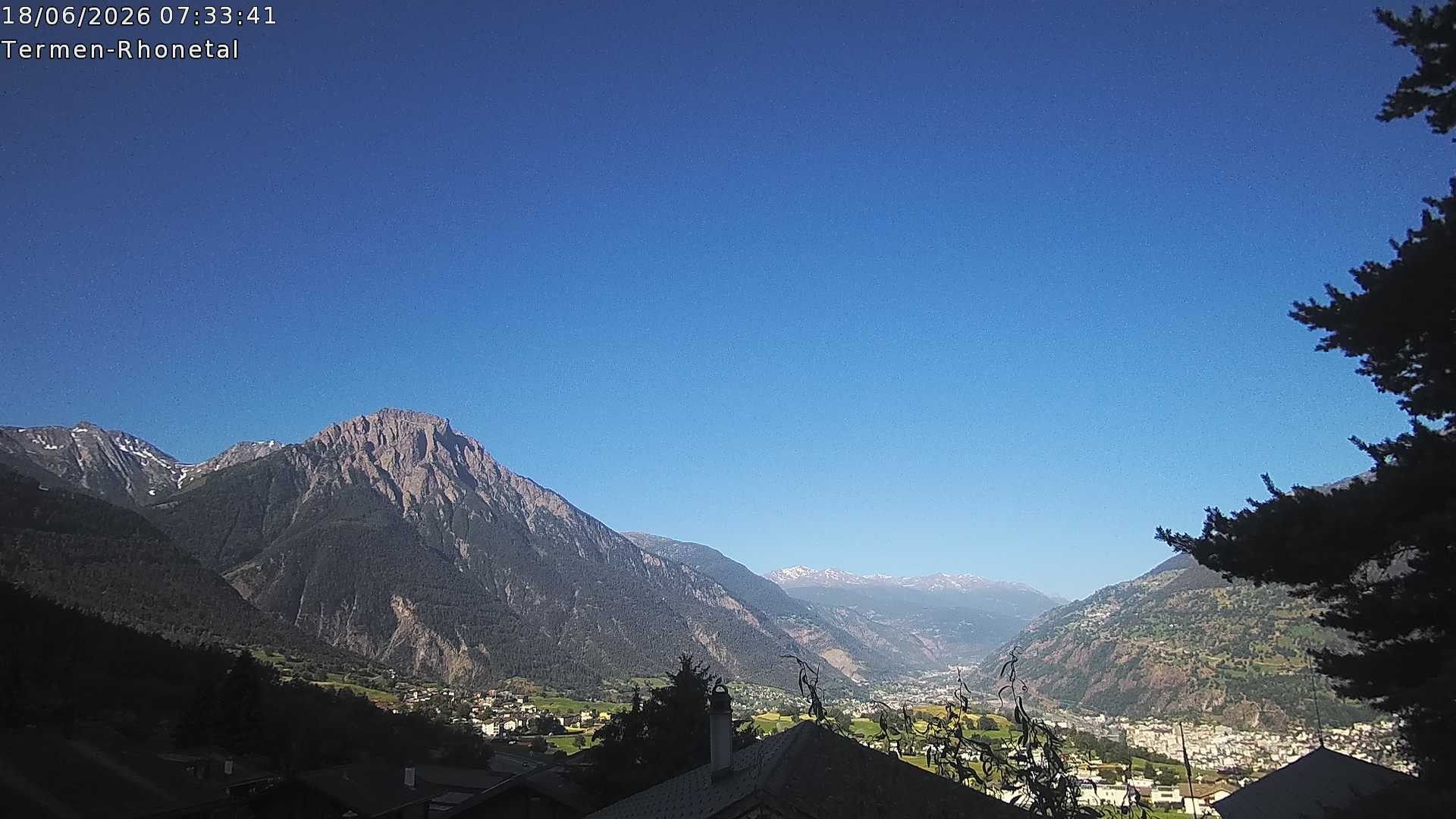 Archiv Foto Webcam Termen: Blick Richtung Süden ins Rhonetal