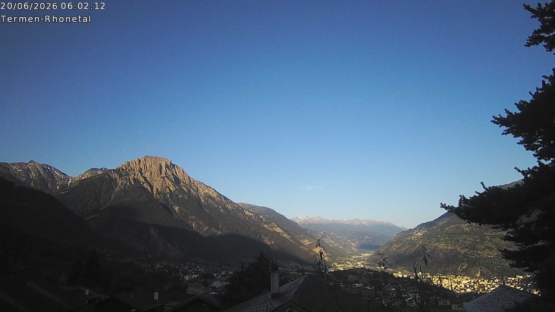 Archiv Foto Webcam Termen: Blick Richtung Süden ins Rhonetal