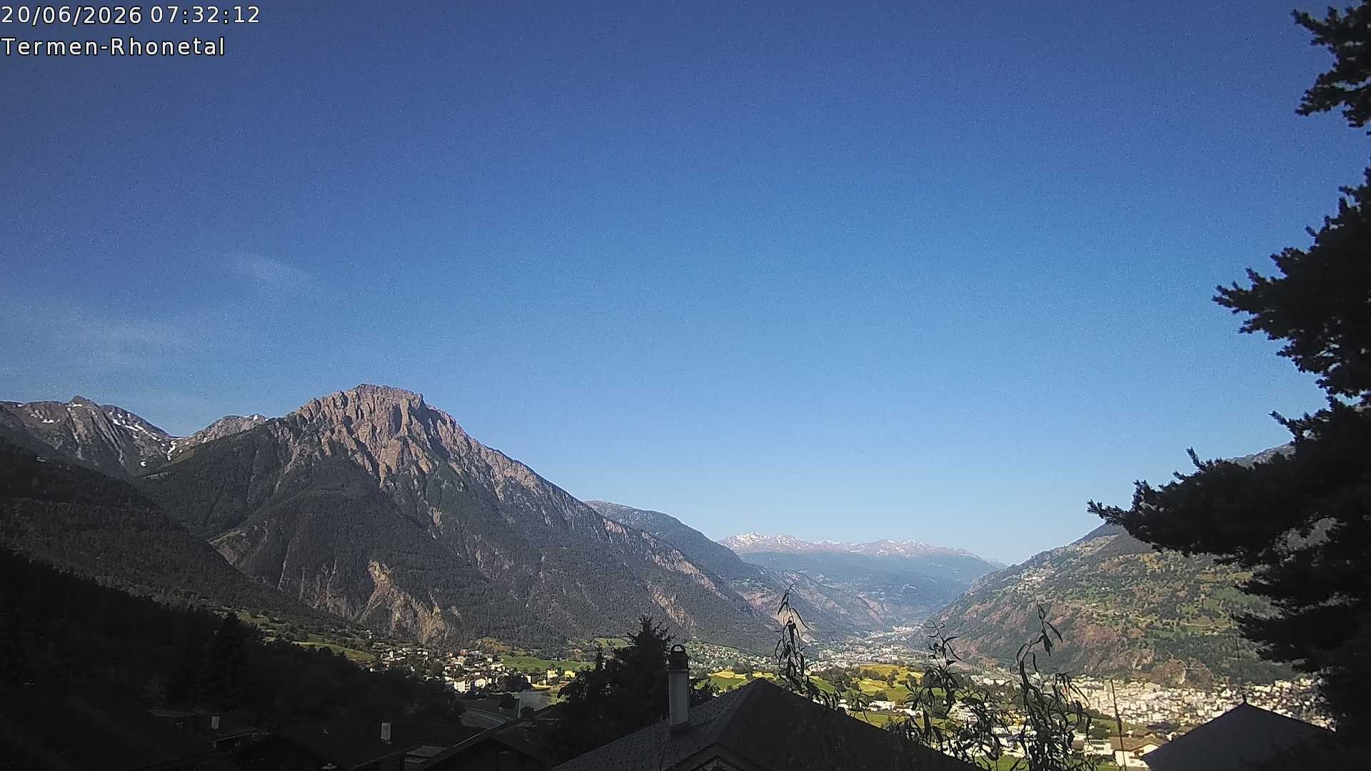 Archiv Foto Webcam Termen: Blick Richtung Süden ins Rhonetal