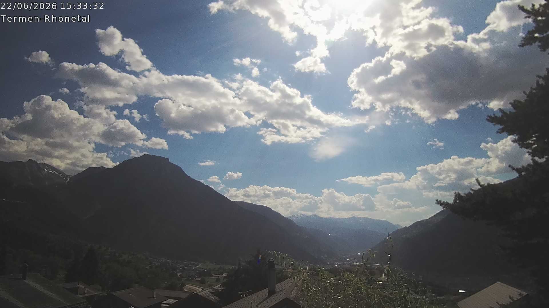 Archiv Foto Webcam Termen: Blick Richtung Süden ins Rhonetal