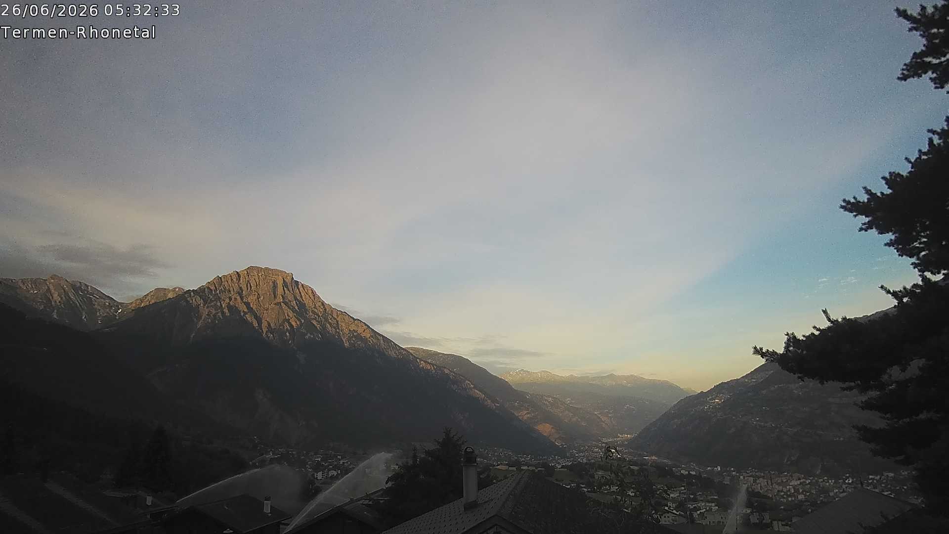 Archiv Foto Webcam Termen: Blick Richtung Süden ins Rhonetal