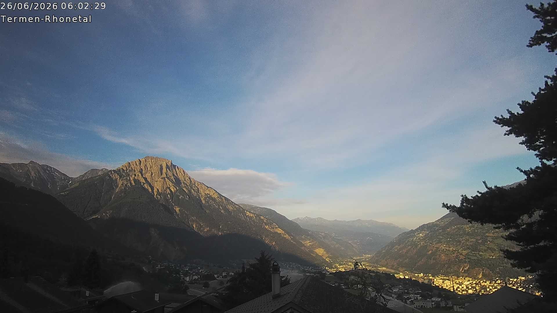 Archiv Foto Webcam Termen: Blick Richtung Süden ins Rhonetal