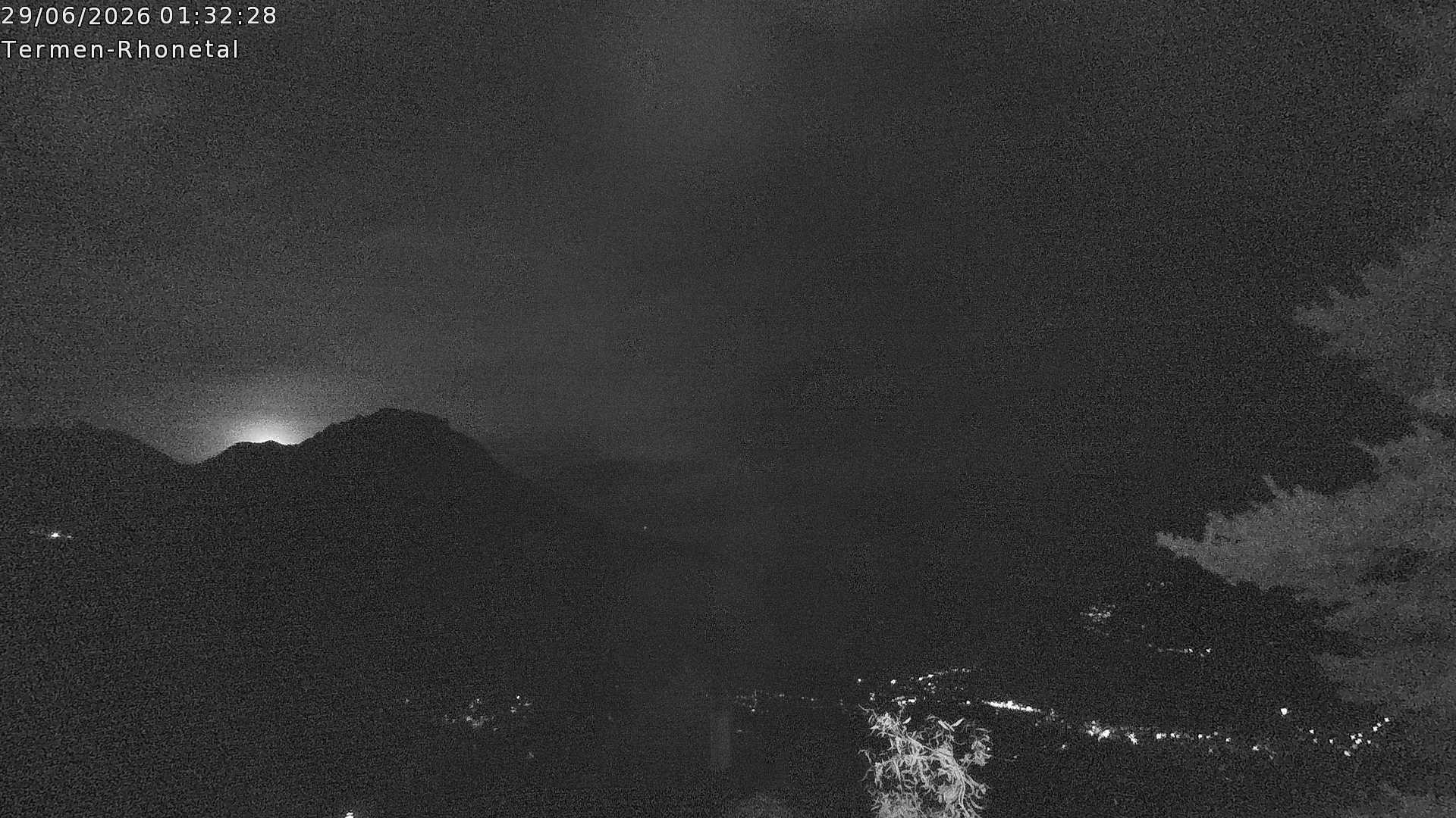 Archiv Foto Webcam Termen: Blick Richtung Süden ins Rhonetal