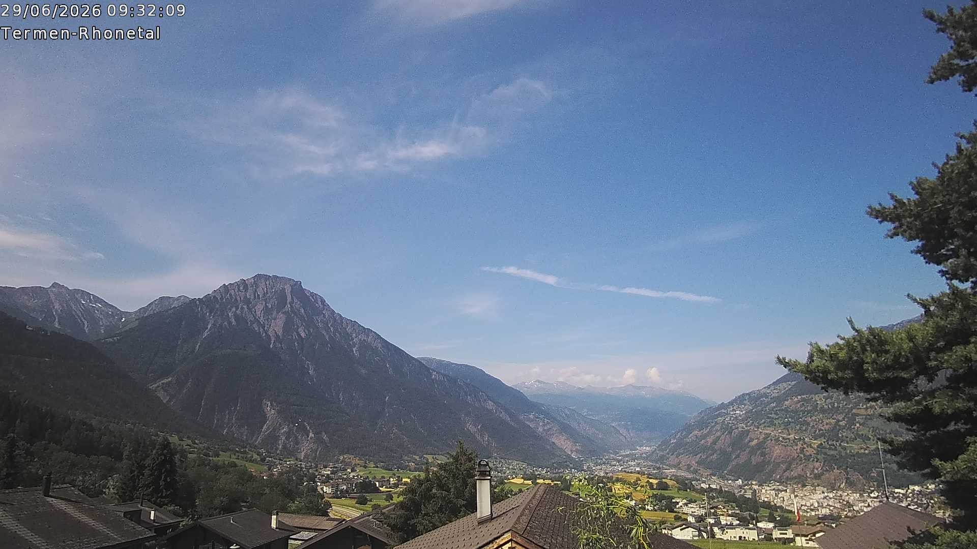 Archiv Foto Webcam Termen: Blick Richtung Süden ins Rhonetal