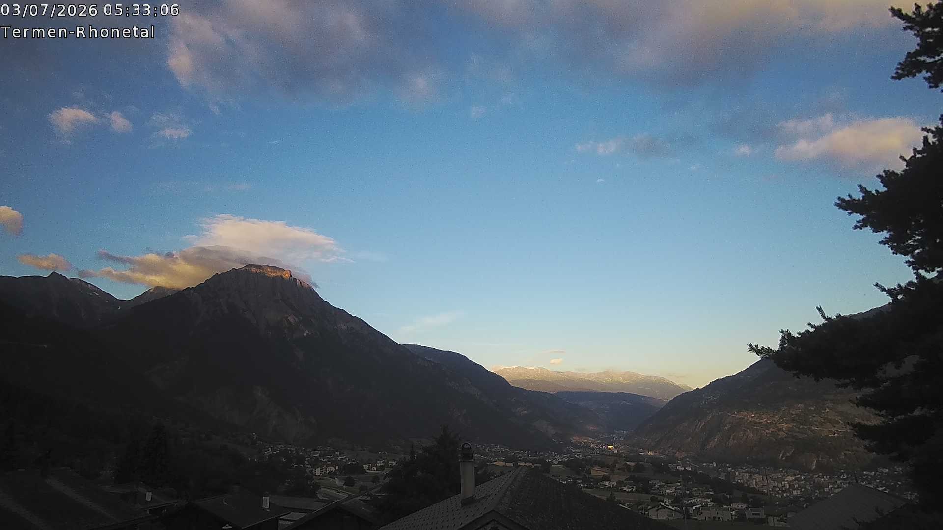 Archiv Foto Webcam Termen: Blick Richtung Süden ins Rhonetal