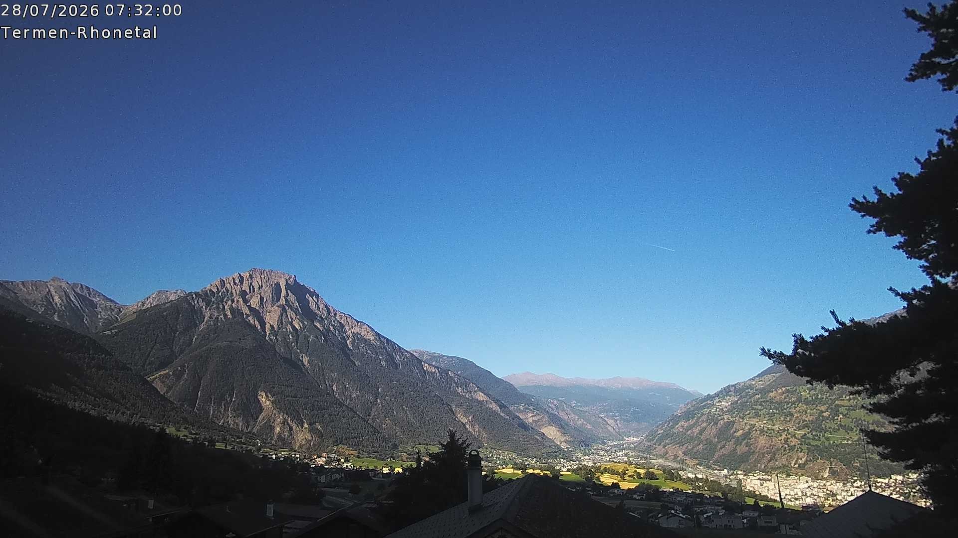 Archiv Foto Webcam Termen: Blick Richtung Süden ins Rhonetal