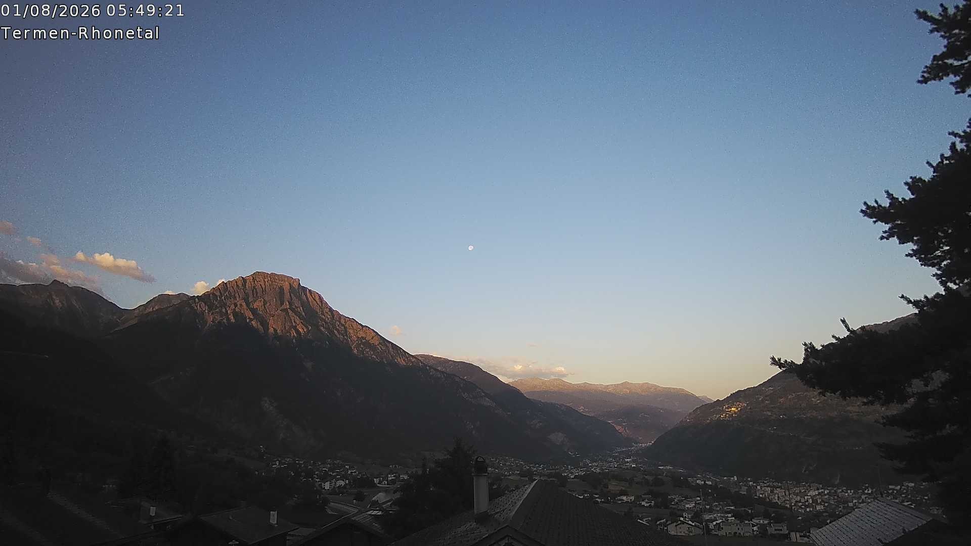 Archiv Foto Webcam Termen: Blick Richtung Süden ins Rhonetal