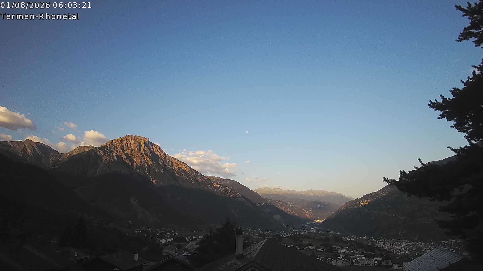 Archiv Foto Webcam Termen: Blick Richtung Süden ins Rhonetal