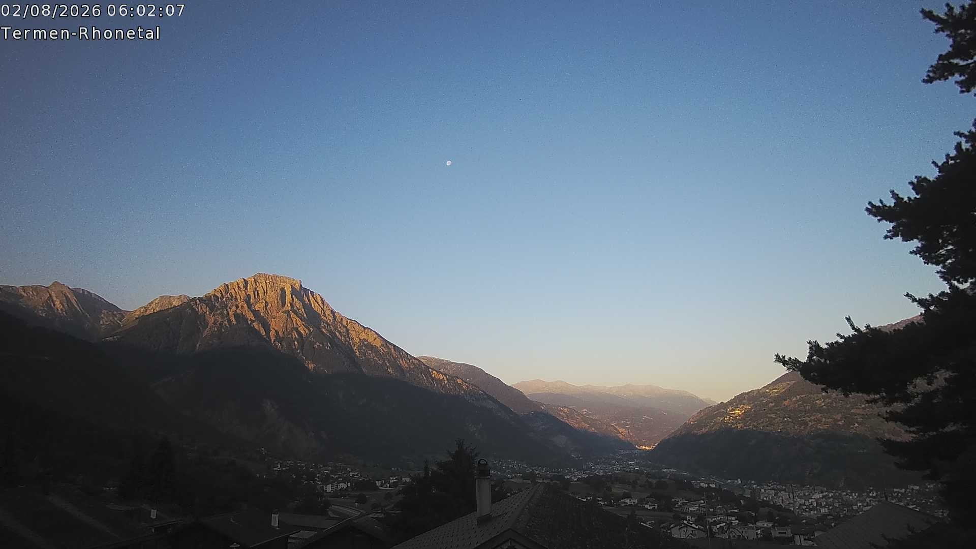 Archiv Foto Webcam Termen: Blick Richtung Süden ins Rhonetal