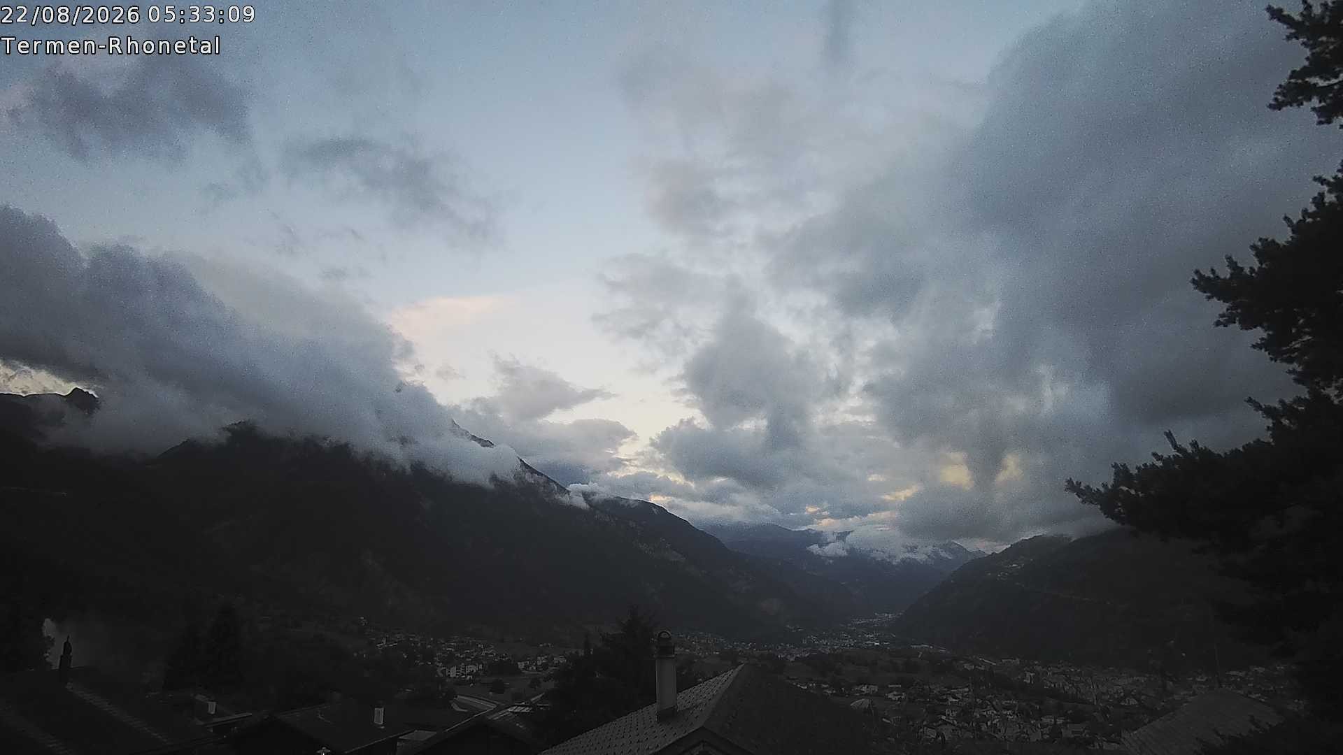 Archiv Foto Webcam Termen: Blick Richtung Süden ins Rhonetal