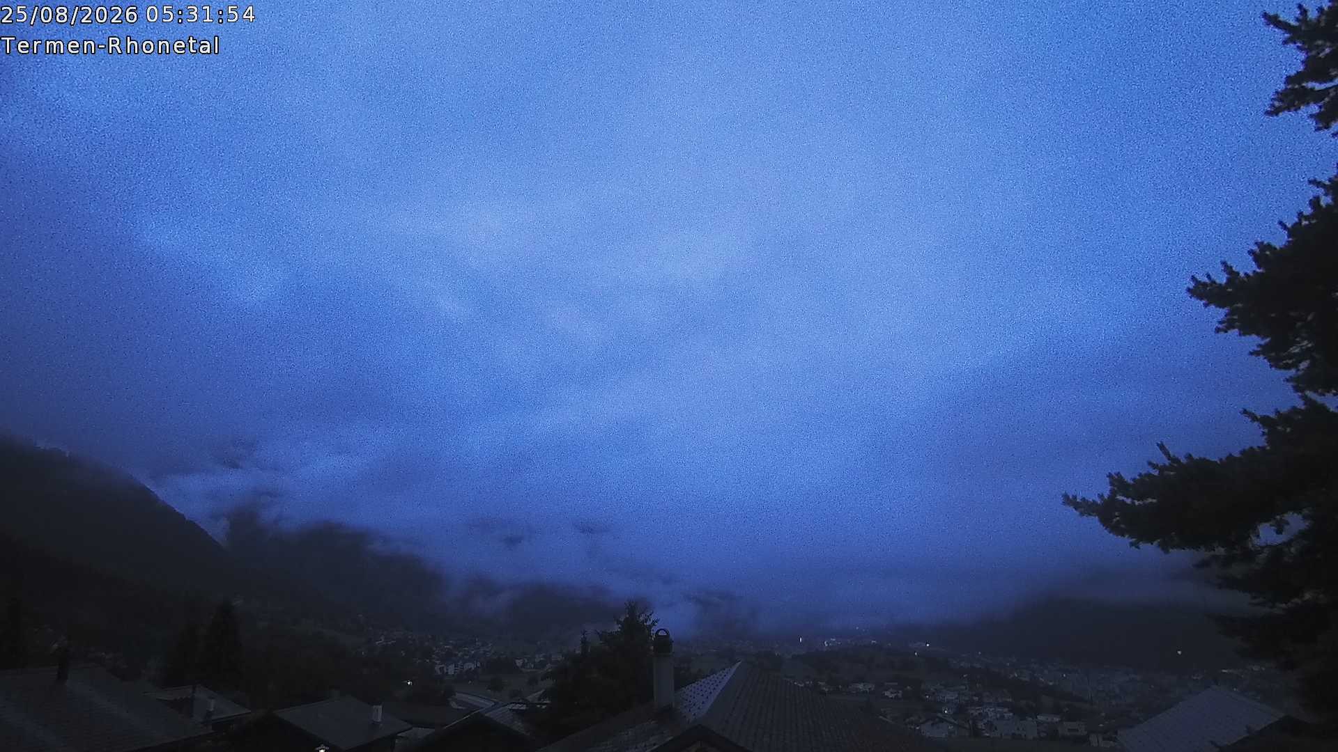 Archiv Foto Webcam Termen: Blick Richtung Süden ins Rhonetal