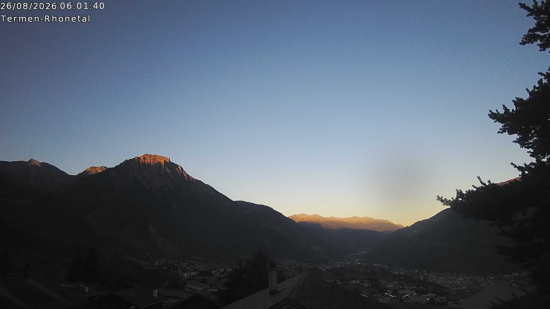 Archiv Foto Webcam Termen: Blick Richtung Süden ins Rhonetal