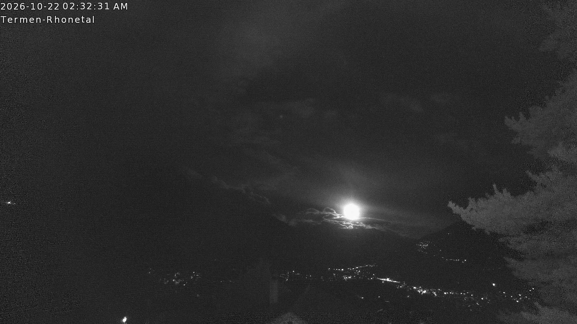 Archiv Foto Webcam Termen: Blick Richtung Süden ins Rhonetal