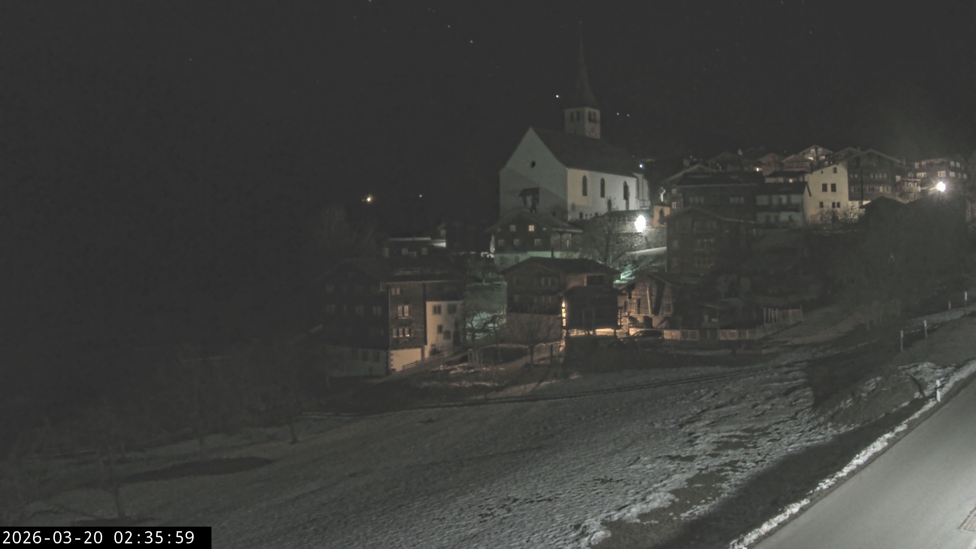 Archived image Webcam Ernen - Church