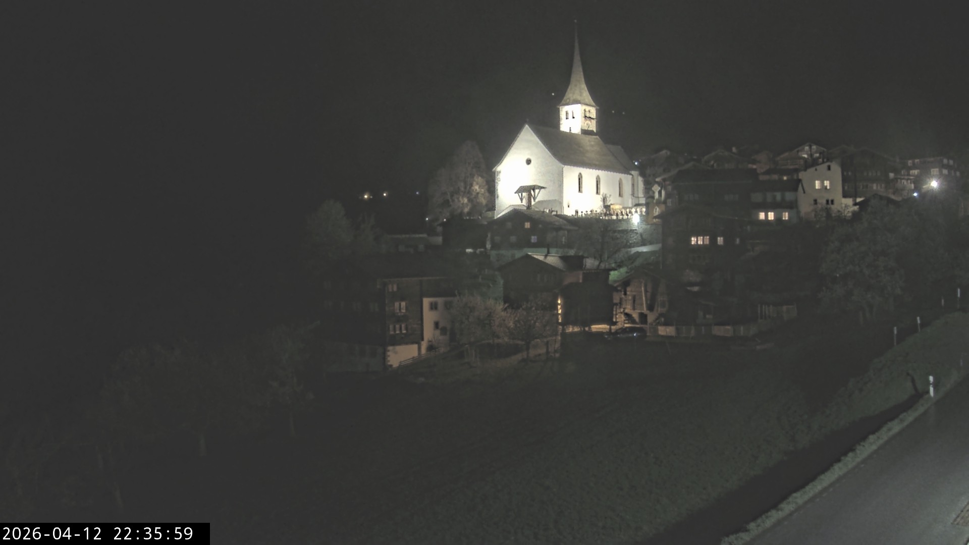 Archived image Webcam Ernen - Church