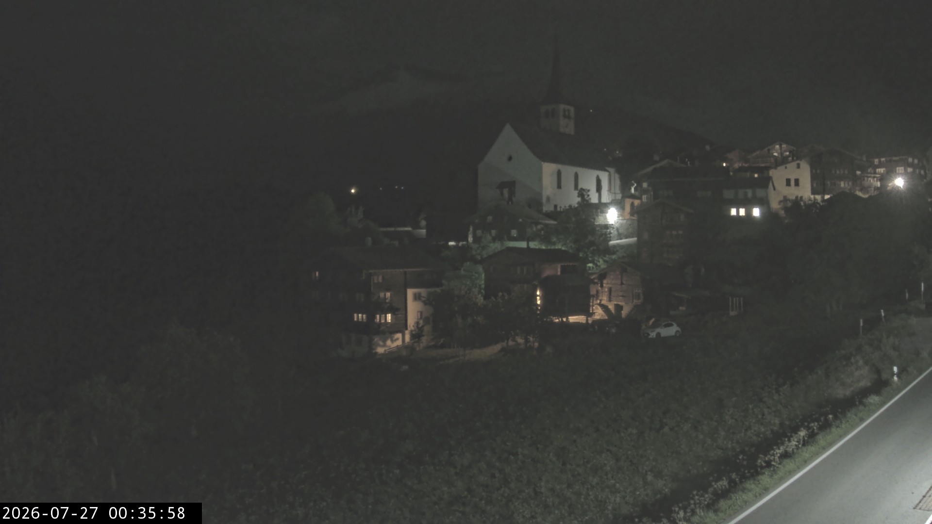 Archived image Webcam Ernen - Church